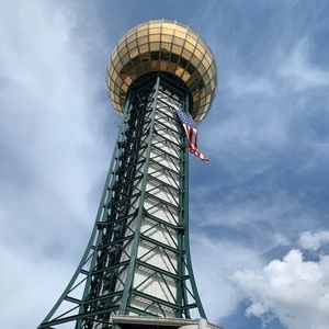 Meet your Posher, Martha E